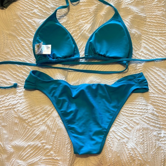 Body Glove Bikini - large and small - Picture 7 of 8